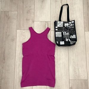 LULU LEMON SZ 8 RARE STYLE MAGENTA HIGH NECK TANK